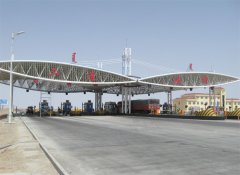 二廣高速二連浩特鋼結(jié)構(gòu)網(wǎng)架